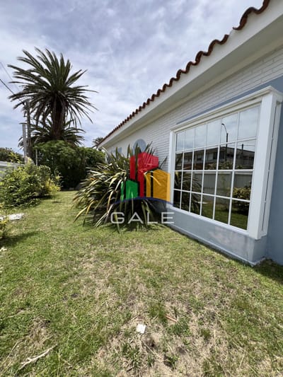Venta de Casa Espectacular Zona Faro-Punta del Este.