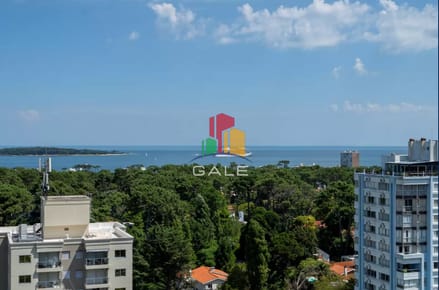 Hermoso Y Amplio Apartamento en Punta Del Este en Oportunidad!