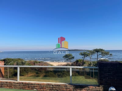 Penthouse frente al mar