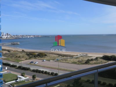 Apartamento en Venta de 3 dormitorios en Edificio Coral Tower , Punta del este , Playa Mansa