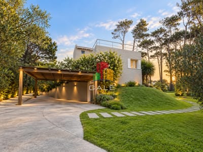 Casa en Venta y Alquiler, Laguna Blanca, La Barra, 4 Dormitorios.