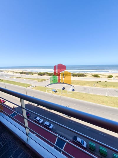 Apartamento en venta con vista al mar - Brava