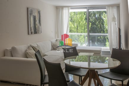 Apartamento en Venta de 2 dormitorios en Punta del Este Sobre Roosevelt