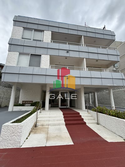 OPORTUNIDAD en Península con Cochera Techada, 1 y medio dormitorios