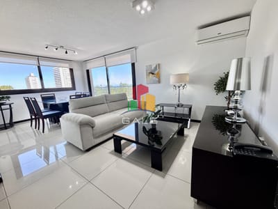 Divino apartamento en venta de 3 dormitorios