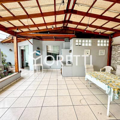Se Alquila Duplex con Amplia Terraza y rea Social en Av  de Julio Miraflores