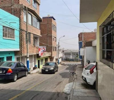 VENDO VIVIENDA COMO TERRENO EN COMAS