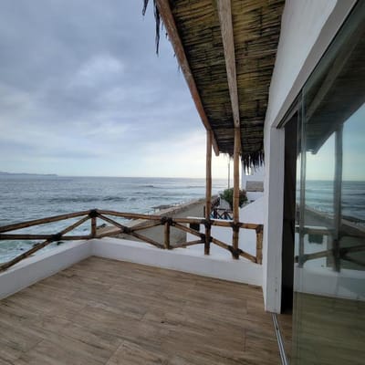 Casa/ Terreno - Parametros 5 pisos - Peñascal, Sanbartolo