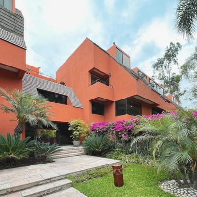 Se vende departamento en la Molina de   m