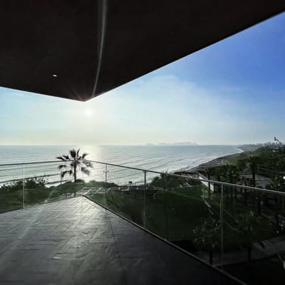 Duplex en venta  dormitorios     Estudio  espectacular vista al mar   Edificio Jordi Puig