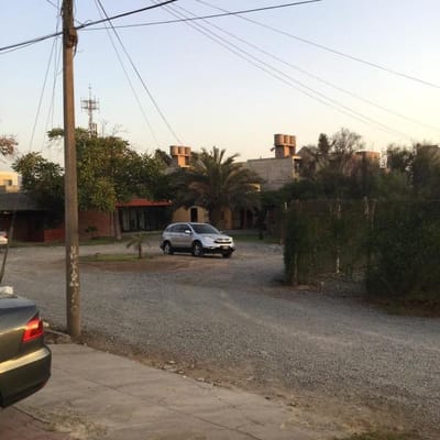 EN VENTA   CASAS EN LA MOLINA  COMO TERRENO  O PARA REMODELAR
