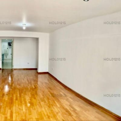 CASA EN ESQUINA A UNA CUADRA DEL MALECN