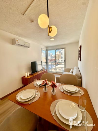 Alquiler apartamento amoblado, con cochera