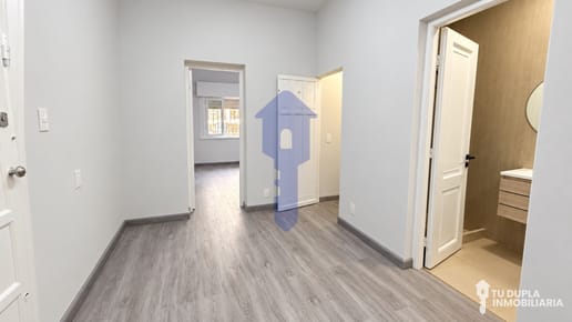 Venta apartamento 2 dormitorios en el Centro Reciclado