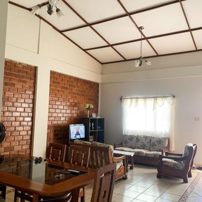 OPORTUNIDAD DE INVERSIN VENTA CASA EN TARAPOTO A  CDRAS DE  PLAZA DE ARMAS
