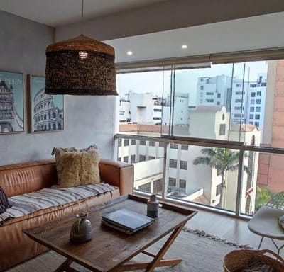 San Isidro · $1300 · 74 m² · 2 Dormitorios · 1 Cochera