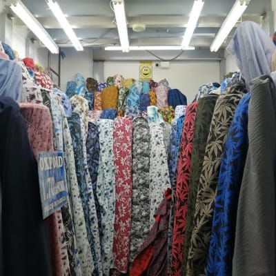 Vendo local comercial en céntrica Galería de Gamarra