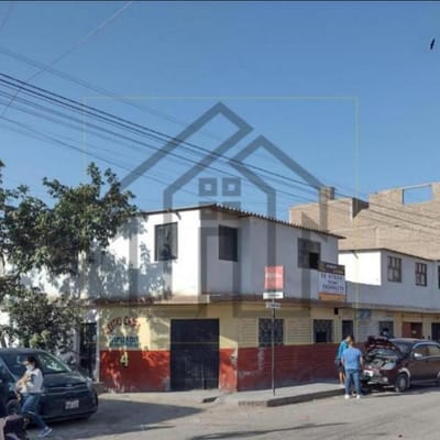 Terreno de 193m2 en esquina y Avenida