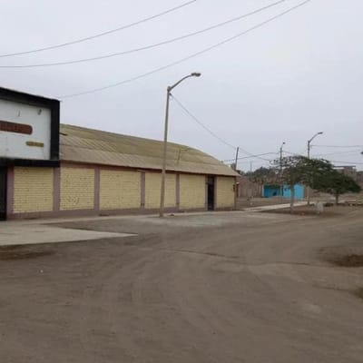 VENDO LOCAL EN CHINCHA