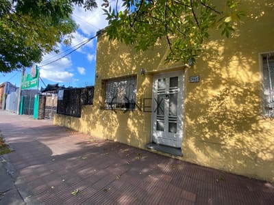 CASA MAS LOCAL COMERCIAL EN VENTA PAYSANDU