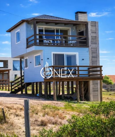 Oportunidad de venta ideal para inversor o ideal.para vivir en familia Punta del Diablo Rocha