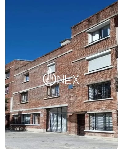 Se vende este apartamento impecable en Barrio  Sur a dos cuadras de la playa