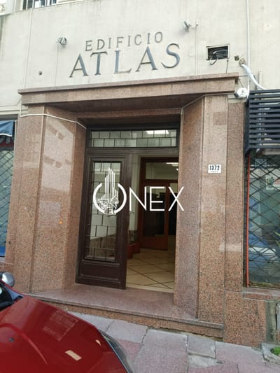Se vende esta oficina en Ciudad Vieja