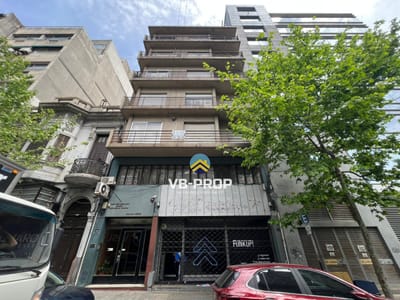 Venta apartamento centro 3 dormitorios --  RESERVADO --