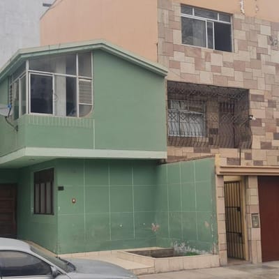 Casita de  Dormitorios para Remodelar