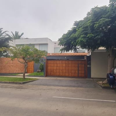 Linda Casona de  Dormitorios