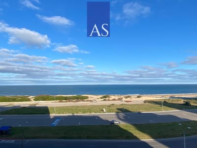 Venta de Apartamento 2 DORM y 1/2 en Playa Brava
