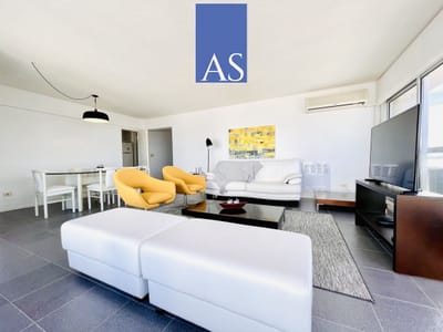 Excelente Apartamento de 2 Dormitorios con Vista al Mar - Punta del Este