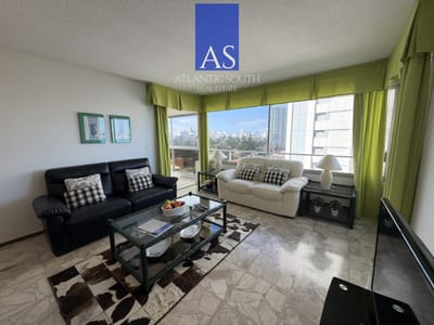 Apartamento 3 dormitorios(1 dependencia) frente al mar Playa Mansa