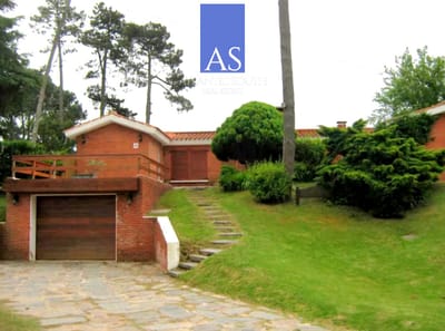 Casa 4 dormitorios con terreno jardines de Córdoba zona colegios