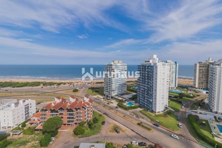 VENTA DEPARTAMENTO 4 DORMITORIOS PLAYA BRAVA FOREST TOWER