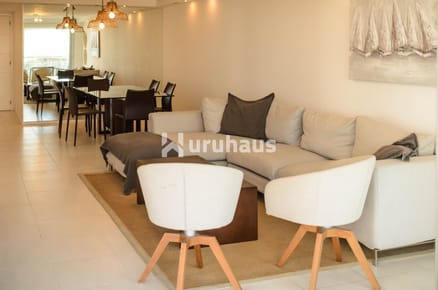 VENTA APARTAMENTO TRES DORMITORIOS FOREST TOWER 1 PLAYA BRAVA