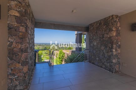 VENTA APARTAMENTO PUNTA BALLENA