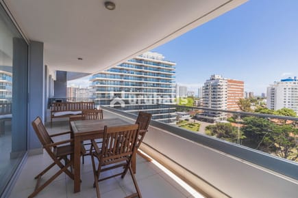 Venta departamento punta del este