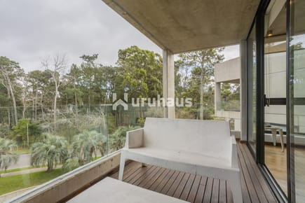 VENTA APARTAMENTO DOS DORMITORIOS PUNTA DEL ESTE EDIFICIO BE HOUSE