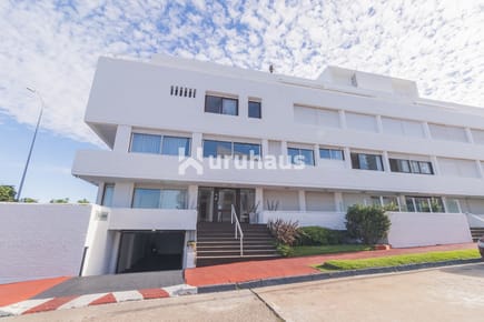 VENTA APARTAMENTO 2 DORMITORIOS FRENTE AL MAR