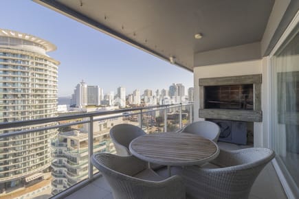 VENTA APARTAMENTO 3 DOMRITORIOS PUNTA DEL ESTE PARRILLERO PROPIO