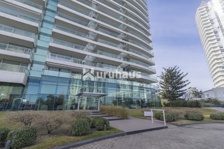 VENTA APARTAMENTO TRES DORMITORIOS PUNTA DEL ESTE EDIFICIO GALA TOWER