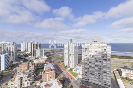VENTA APARTAMENTO DOS DORMITORIOS PUNTA DEL ESTE EDIFICIO ONIX