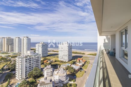 VENTA APARTAMENTO DOS DORMITORIOS PUNTA DEL ESTE EDIFICIO WIND TOWER
