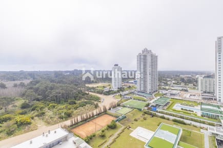 VENTA APARTAMENTO UN DORMITORIO PUNTA DEL ESTE EDIFICIO TRUMP TOWER