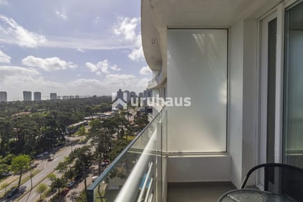 VENTA APARTAMENTO DOS DORMITORIOS PUNTA DEL ESTE ROOSEVELT EDIFICIO GREENLIFE
