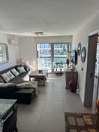 VENTA TORRE FRANCIA PARADA 2 AIDY GRILL MANSA Y BRAVA