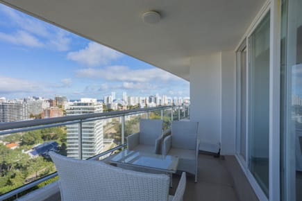 DEPARTAMENTO EN VENTA PLAYA BRAVA 2 DORMITORIOS EDIFICIO ONE
