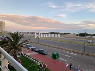 VENTA APARTAMENTO 2 DORMITORIOS PLAYA BRAVA