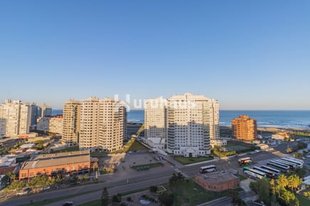 VANGUARDIA - PENT HOUSE EN MANSA - DEPARTAMENTO DE CATEGORIA